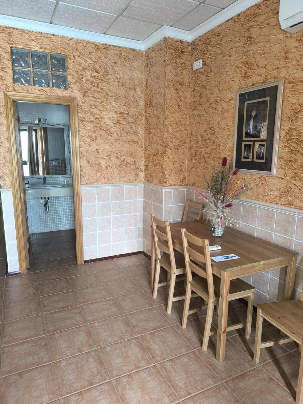 Hostal La Tarayuela Барбате Екстер'єр фото